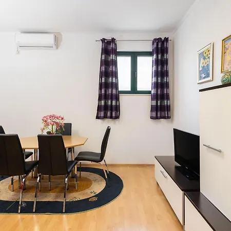 Apartmán Dc *